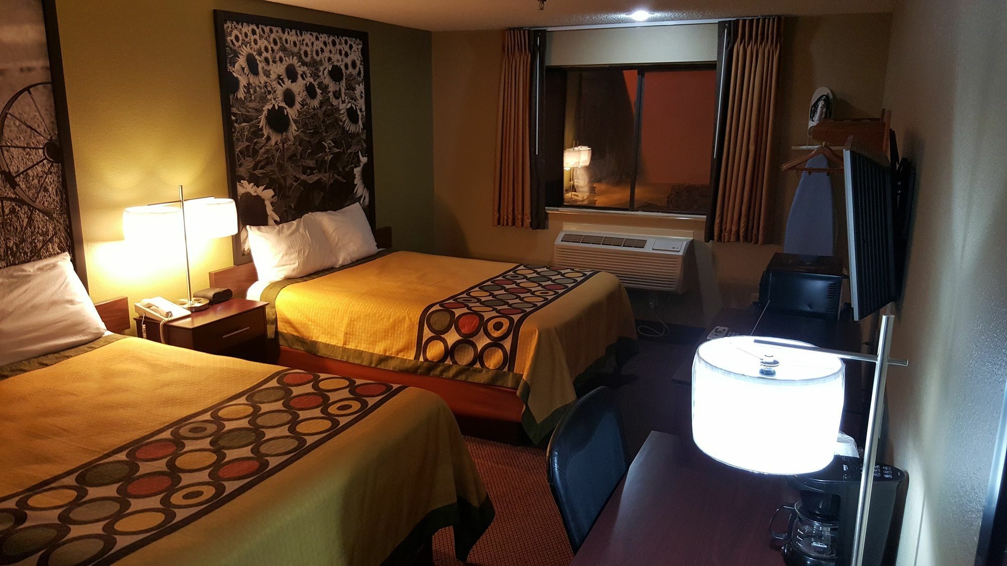מלון Super 8 By Wyndham Ankeny/Des Moines Area מראה חיצוני תמונה